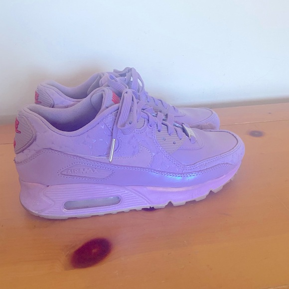 Nike Shoes - Nike Air Max 90 Paris size 8.5